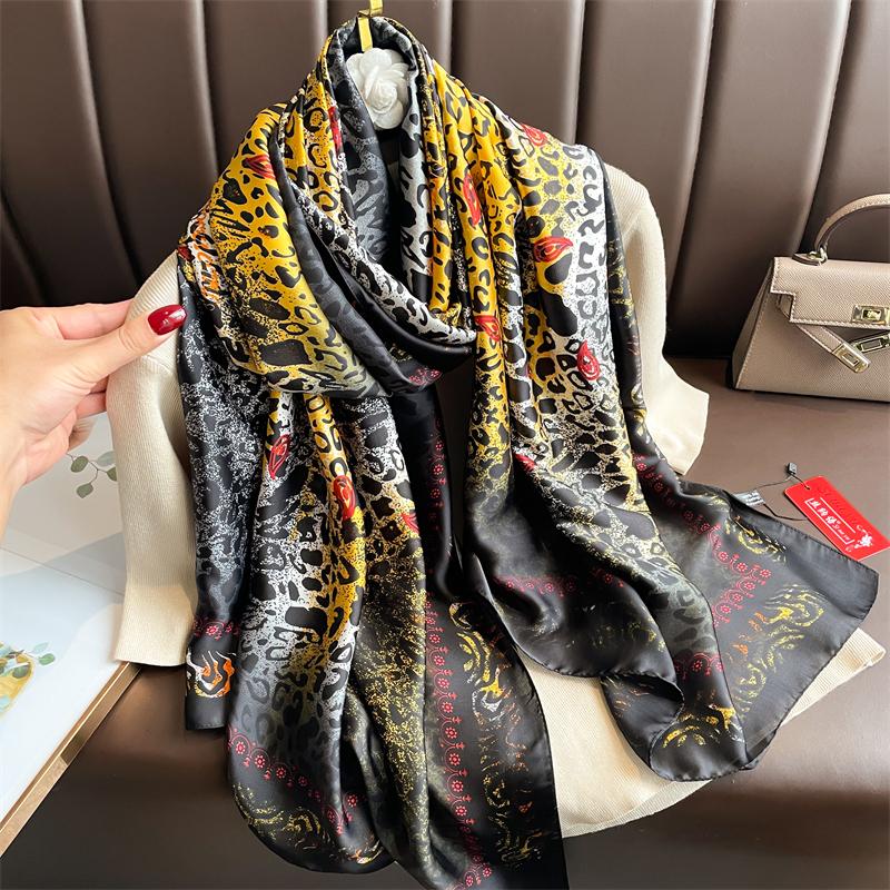 Luxury Gradient Silk Scarf Women Brand Solid Femme Shawls Wraps Bandana Head Foulard Fashion Lady Hijab Wedding Poncho