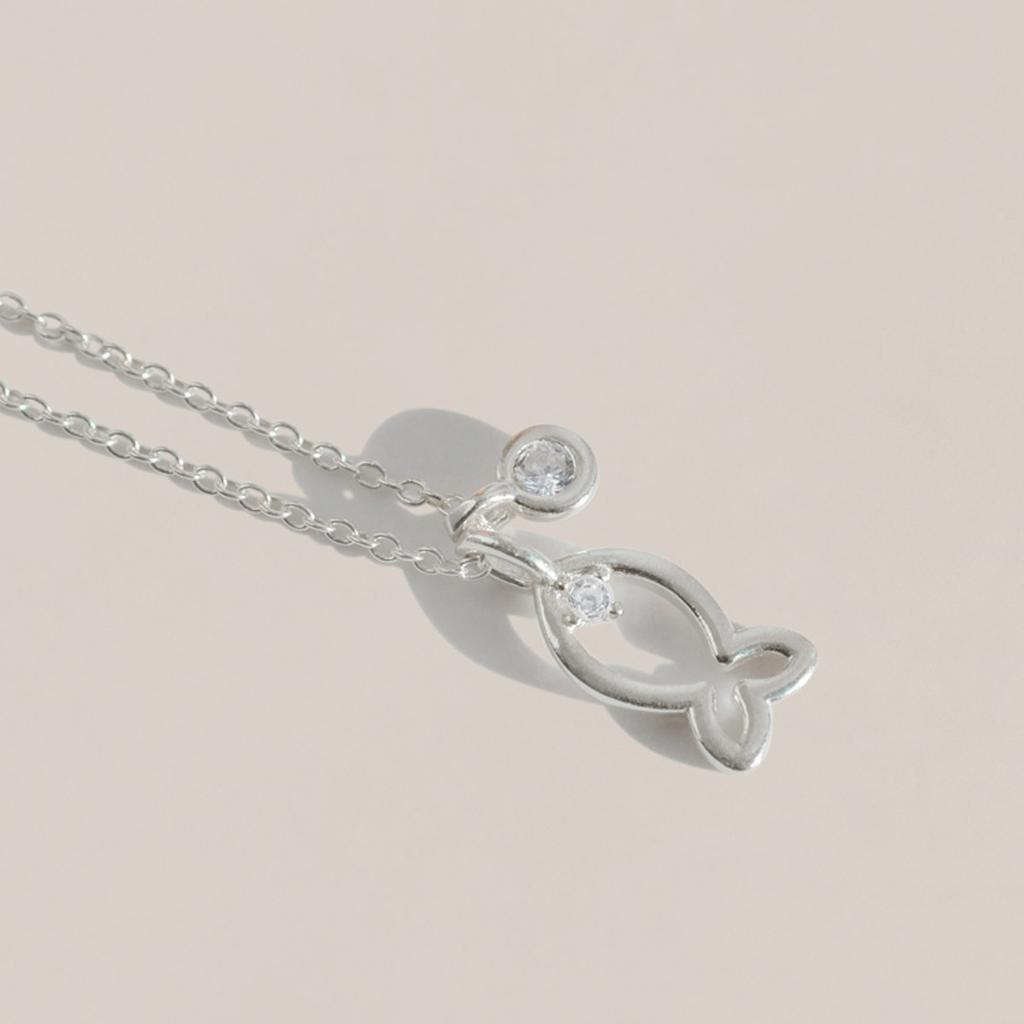 47Bag 925 Silver Lucky Fish Necklace Brisa