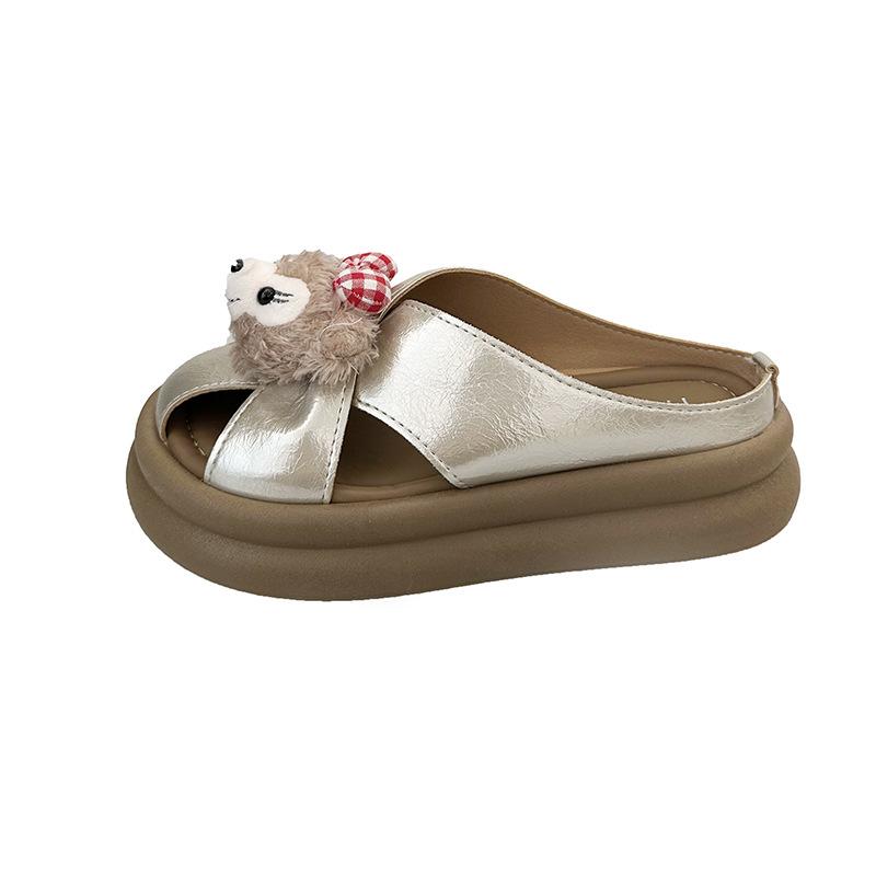 Niedliche und süße Cartoon-Coole Hausschuhe mit dicker Sohle für draußen Sommer neu auf Scheiße treten Strandtasche Kopf coole Hausschuhe