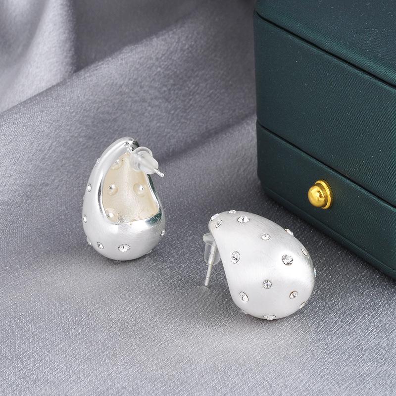 Light Luxury Matte Gold Waterdrop Earrings - Scattered Zircon Inlaid Geometric Stud Earrings for Women Niche Design