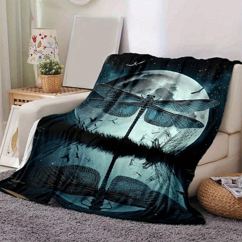 

1pc Dragonfly Printing Lightweight Flannel Blanket, Comfortable and Warm Blanket, for Camping Sofa Bed and Couch Office, in All Seasons 130cmx150cm
