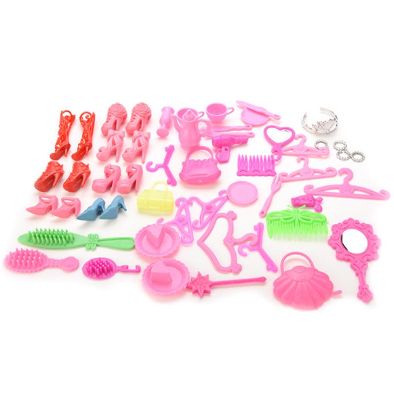Heiß! 50 Stücke Zubehör Puppen Schuhe Tasche Spiegel Kleiderbügel Kamm Armband Spielzeug Set Nicht Wiederholbar