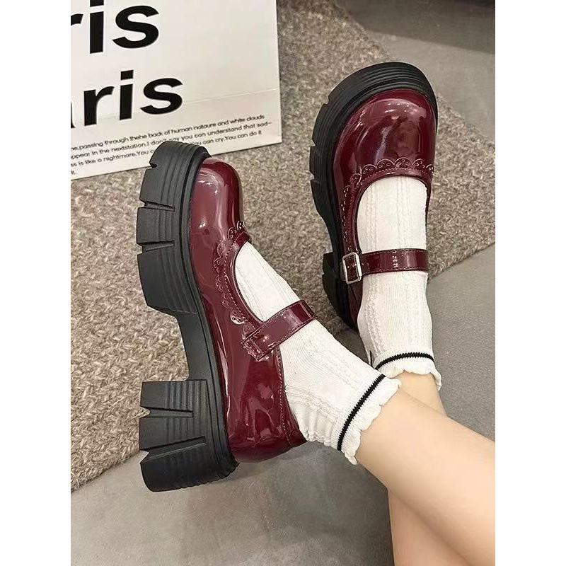 2025 Mary Jane-skor med hög klack i brittisk stil, läderskor med tjock sula – mångsidiga damskor för vår/höst