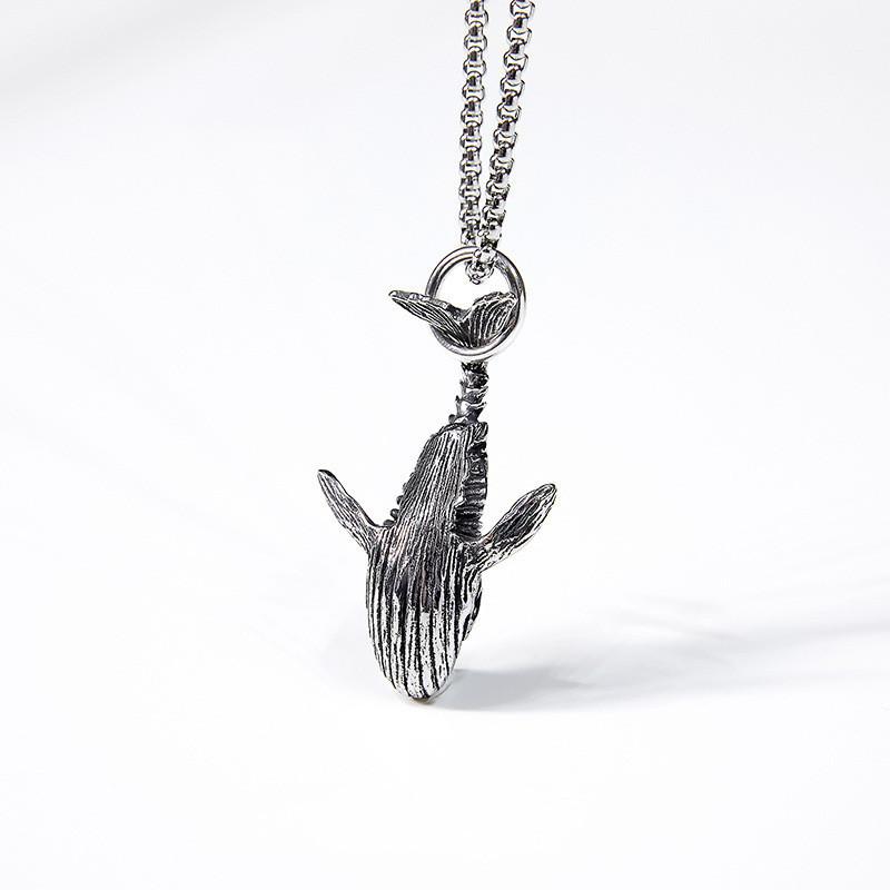 RUI RUI YU Charm Blue Whale Jumping Pendant Necklace Fashionable Men and Women Simple Necklace Sweater Chain Accessories Jewelry