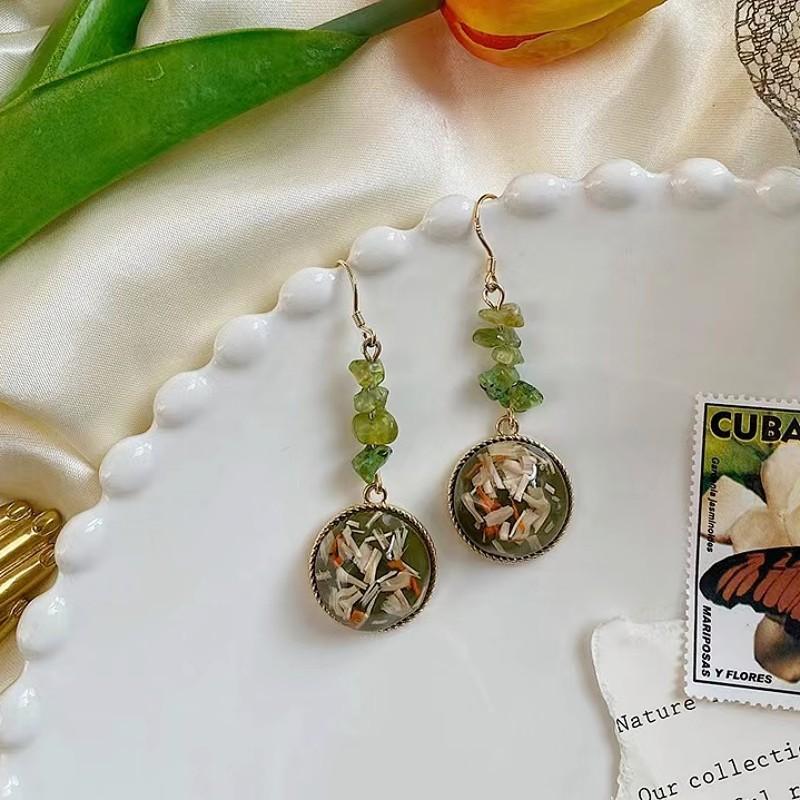 Summer Green Flower Fashionable and Elegant Earrings Temperament Versatile Sweet Stud Earrings Atmospheric Fresh Earrings