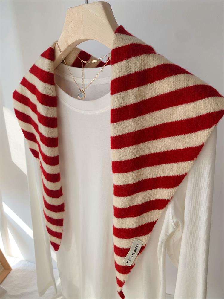 British Korean Triangle Scarf Niche Wool Triangular  Women Head Scarf  Warm French-girl Fashion Multi-functional  Knitted Scarf