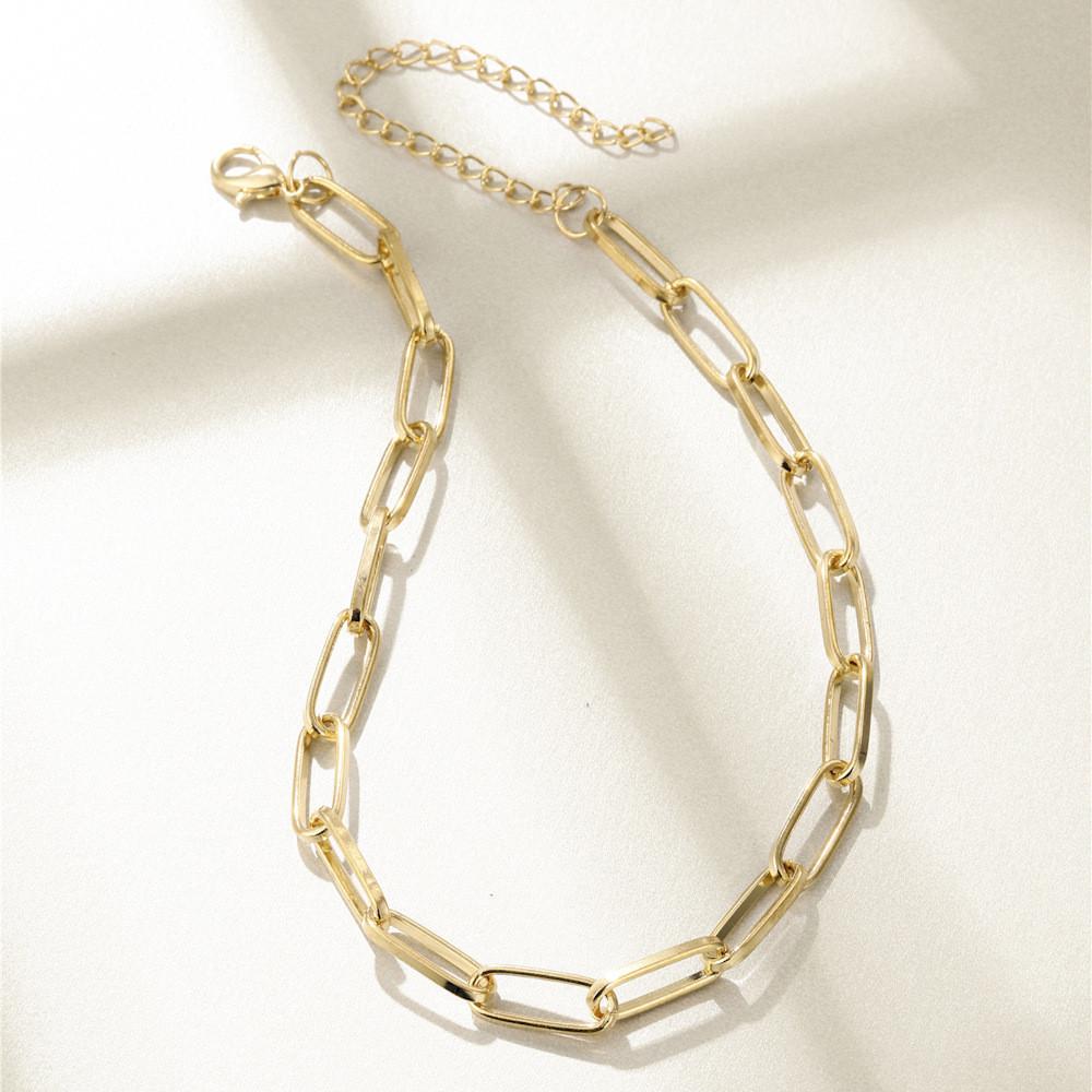 Trendy Women's Geometric Metal Chain Necklace Elegant Allure Fashion Accessory