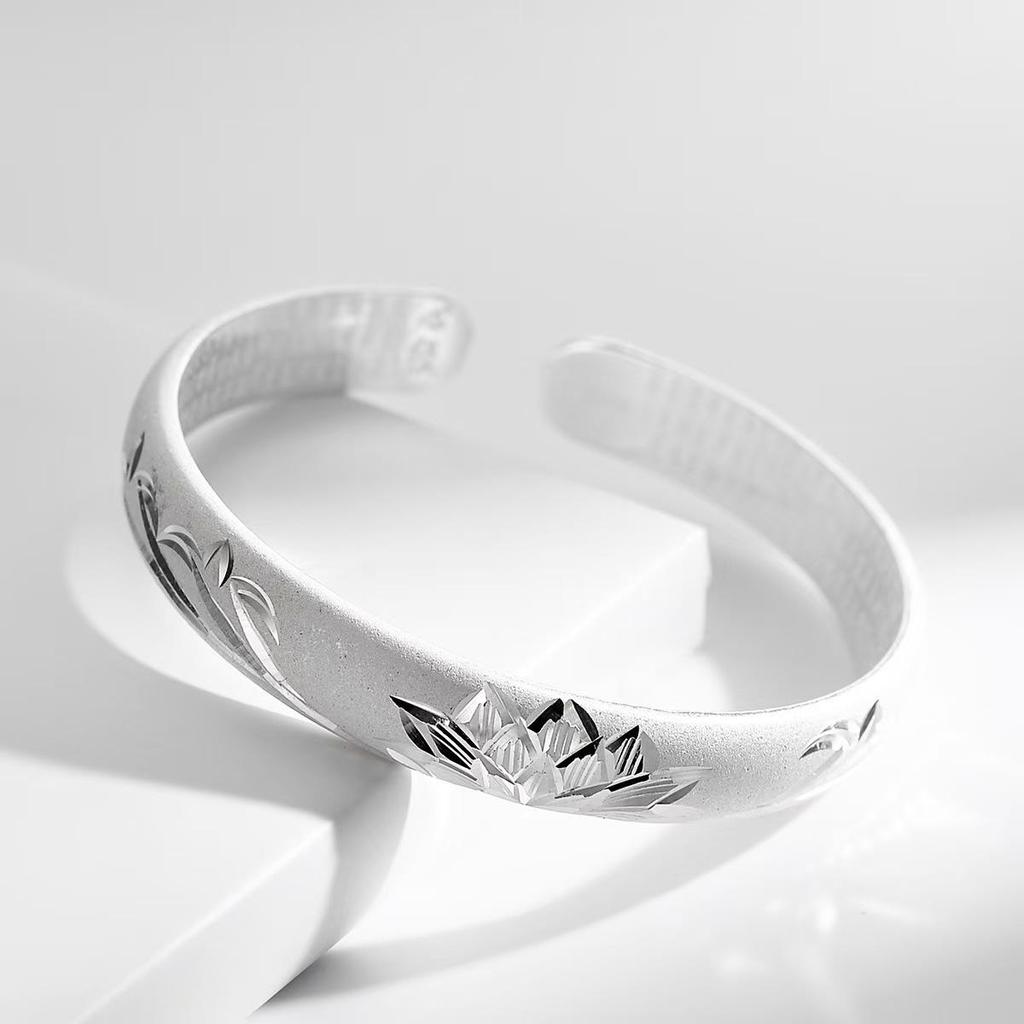 Gypsophila Heart Sutra Silver Open Bangle: Simple Women's Buddhist Bracelet