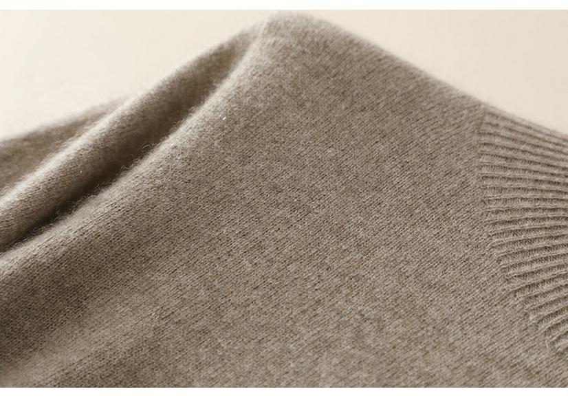 Baby Cashmere Seamless Slim Fit Half-High Neck Sweater