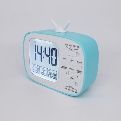 Kreativní retro televizní budík, elektronické hodiny u postele studentské koleje, elektronické dárky s hlasovým vysíláním