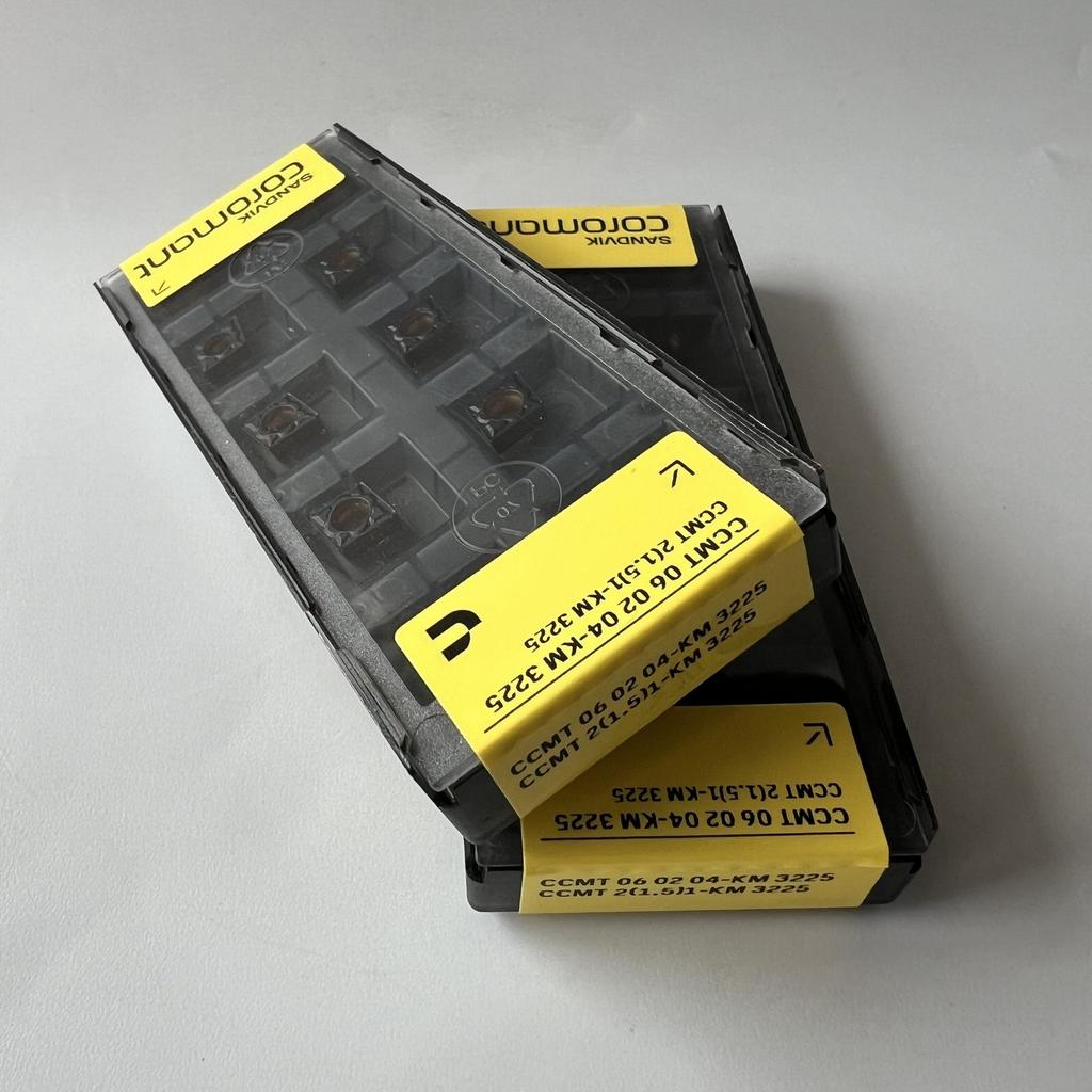 SANDVIK / CCMT060204-KM 3225 / Original Swedish hard alloy blade 10 Pcs