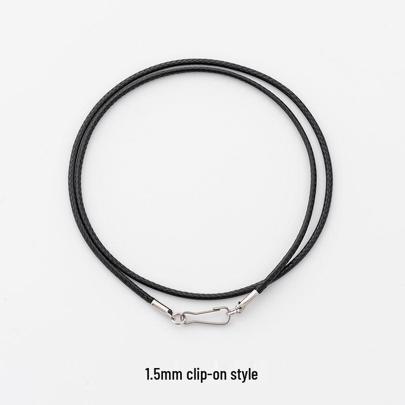 

Золотое ожерелье с кристаллами на кожаном и вощеном шнуре, подвеска из нефрита, металлическая застежка.