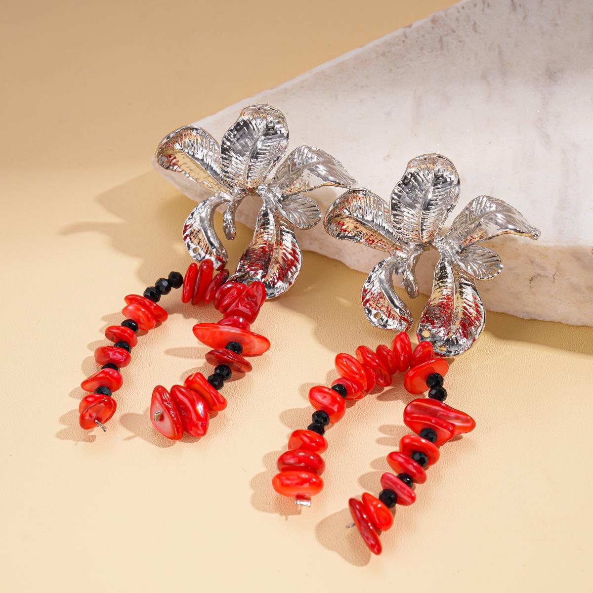 

Модные серьги-подвески для женщин красный