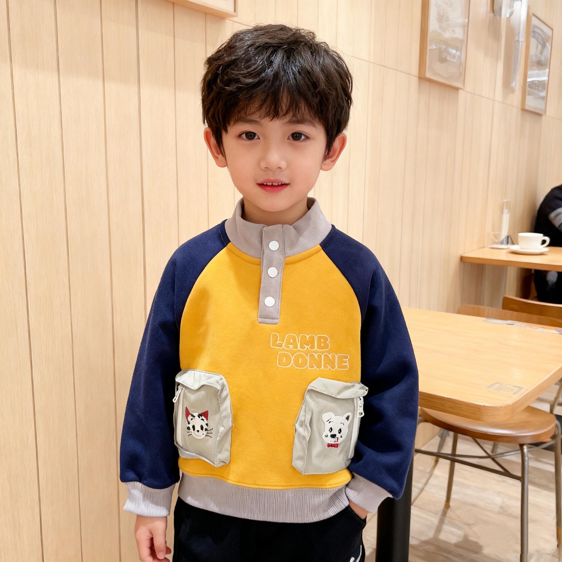 

Children s Fleece-Lined Winter Sweatshirt 2025 for Boys - Thick, Warm, Ideal for School Uniforms, Small to Medium Sizes 120 cm