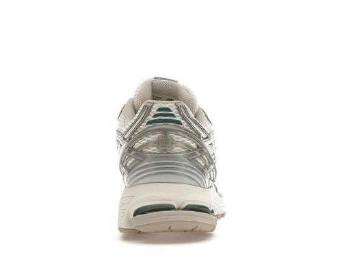 New Balance 1906R Low Silver Metallic Cream - M1906REE