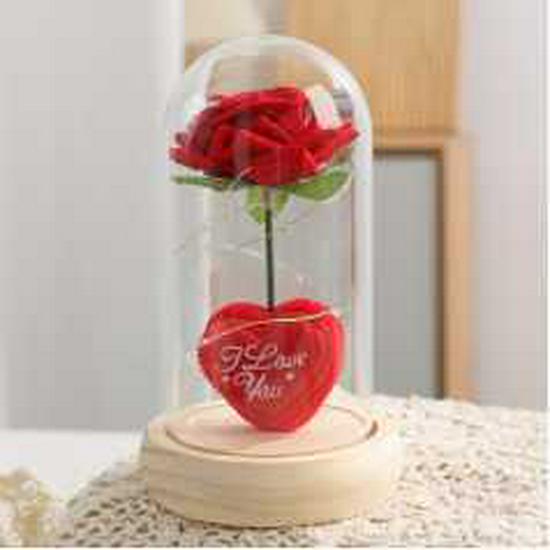 Creative Preserved Rose Glass Ornament - Perfect Artificial Flower Gift for Qixi Festival or Valentine s Day.