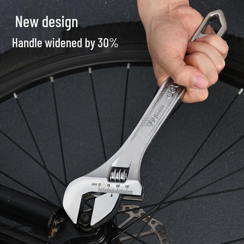 Deli Smooth Handle Adjustable Wrench 15 inch