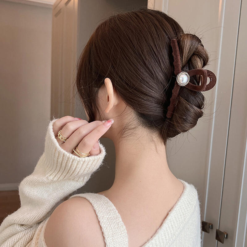 Lurin Point Pearl Updo Hair Pin brown