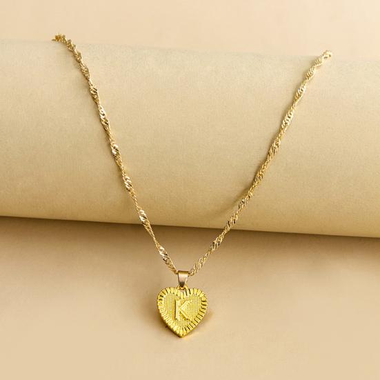 Pendant Necklace A-Z Initial Letter Heart Shape Jewelry Simple Bright Luster Necklace for Birthday