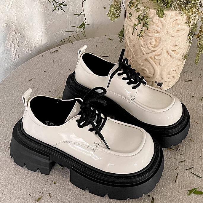 White British Style Retro Platform Small Leather Shoes Women's 2025 New Spring and Autumn French Heightening Mary Jane Love Single Shoes
