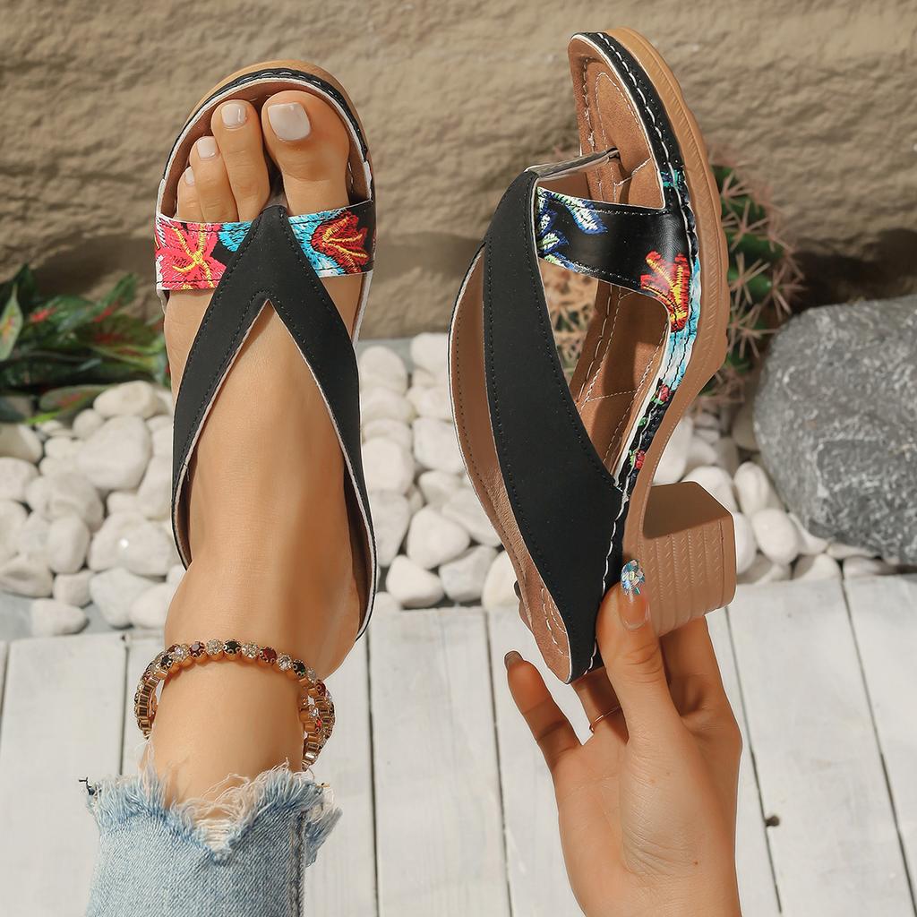 Fashion Women Peep Toe High Heels Sandals Summer Gladiator Shoes Chunky Heel Platform Women Sandals Flower Printing Ladies Heeled Shoes