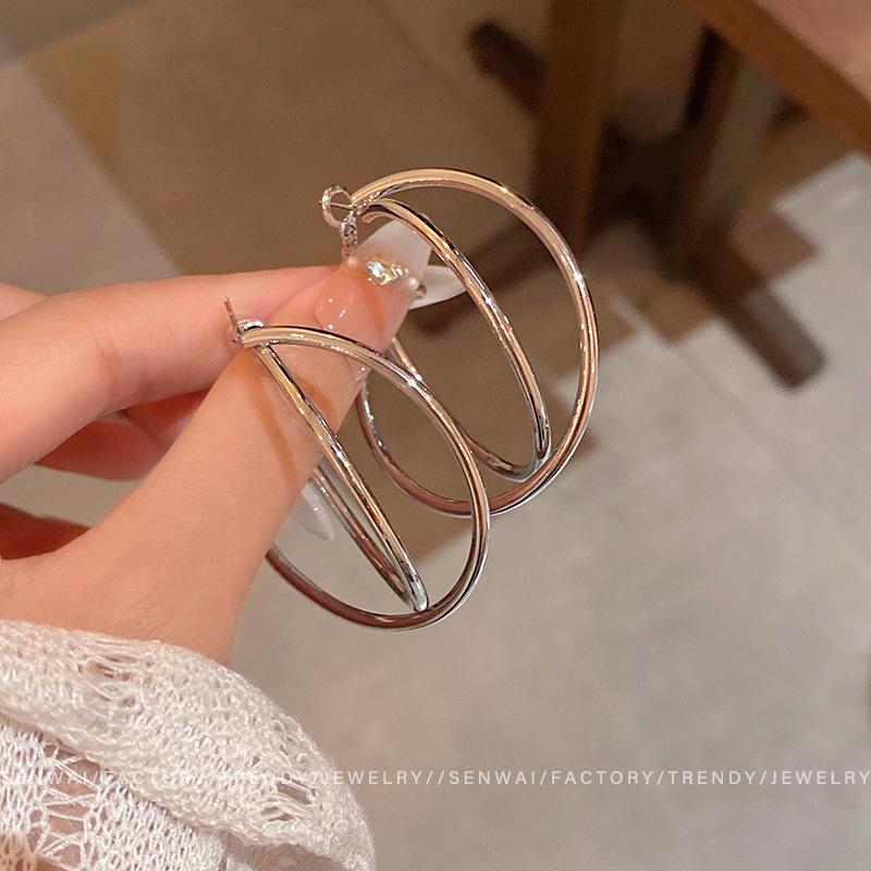 Серьги-кольца Серебряный Крест Женские Холодный Ветер Преувеличенные Серьги Серьги Года