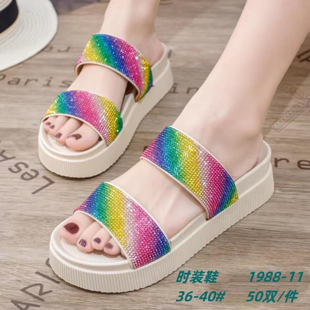 

Разноцветные ромбовидные тапочки женские 2025 новые туфли-маффины на плоской подошве односложные тапочки на платформе пляжная обувь для отдыха на море верхняя одежда 40