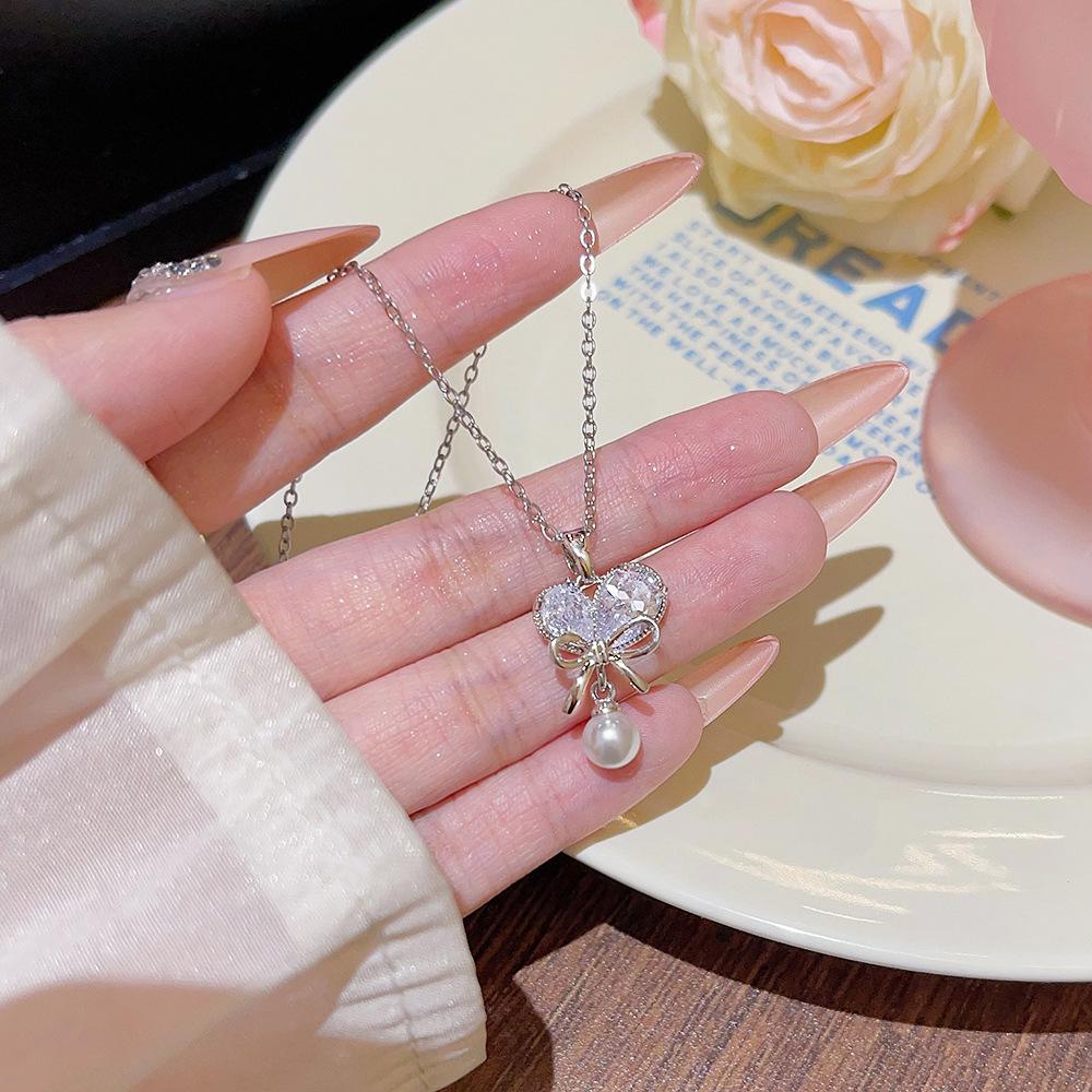 2025 Luxury Titanium-Clad Women's Summer Necklace - Non-Fading, High-End Design