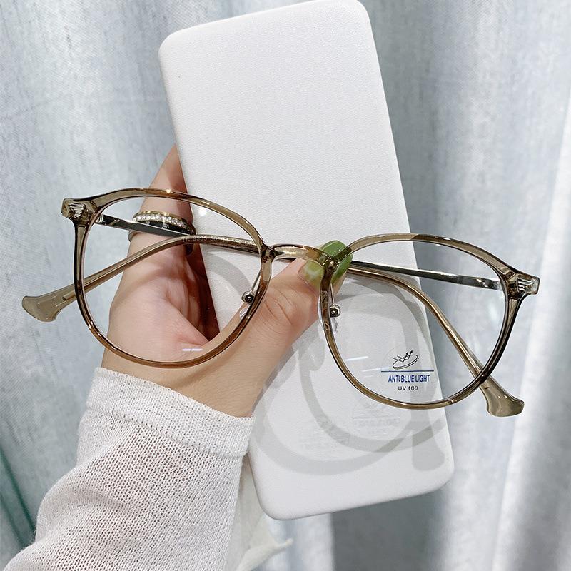 Retro Influencer-Style Anti-Blue Light Glasses for Round Face