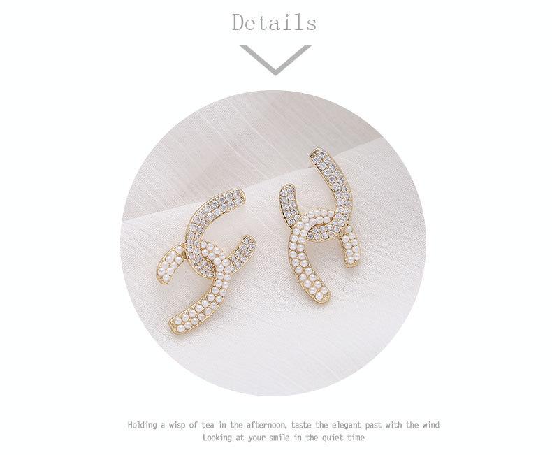 Xiao Xiangfeng Double C Pearl Bowknot Earrings: 925 Silver Zircon Japanese-Korean Style