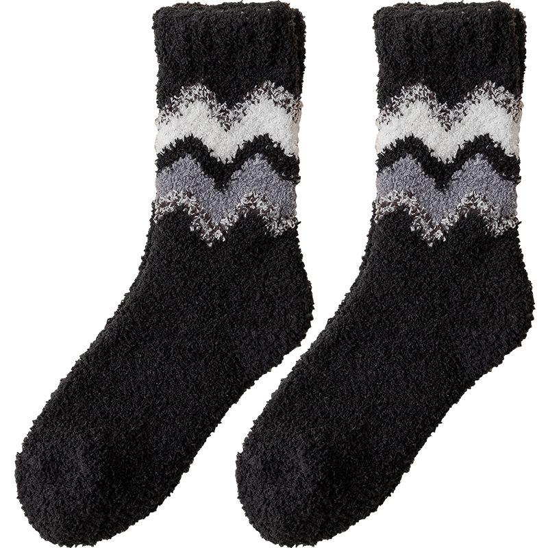 Female Autumn and Winter Thickened Warm Stripe Absorbs Perspiration Home Floor In Tube Socks