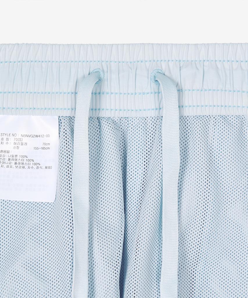 Nyuballanseu Nbnvg2W412 / Women Essential Lightweight Woven Quarter Shorts (L/Blue)