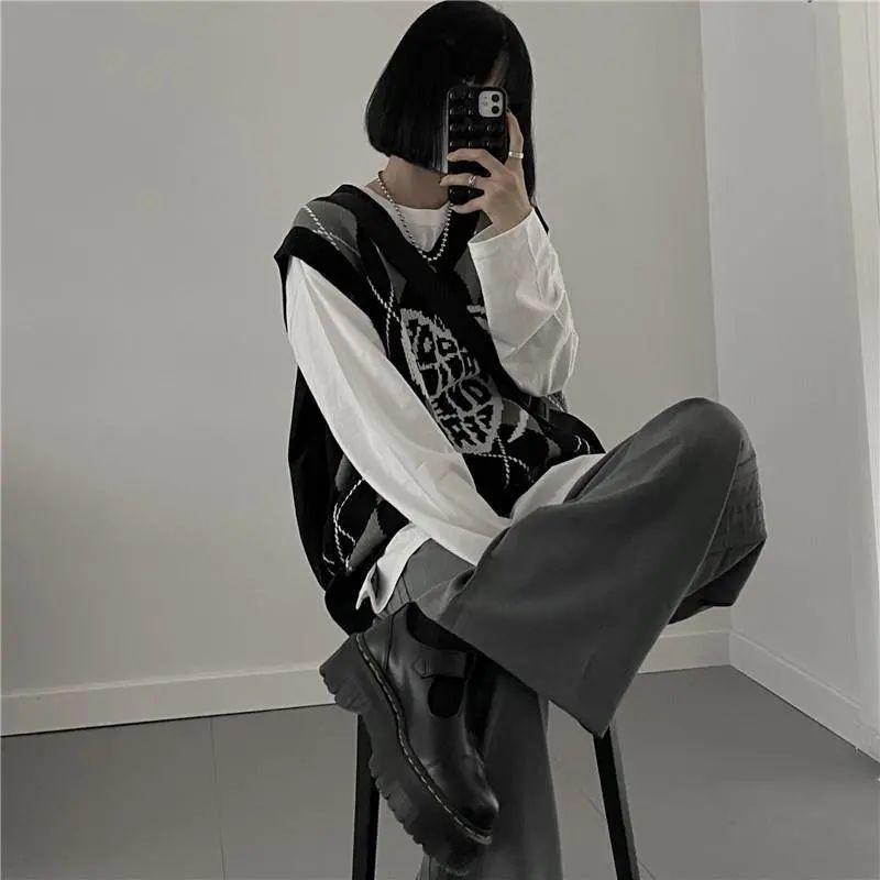 Gothic Streetwear Schwarz Plaid Stricken Weste Frauen Harajuku Übergroßen Pullover Ärmellose V-ausschnitt Lose Grafik Tops Punk Y2K