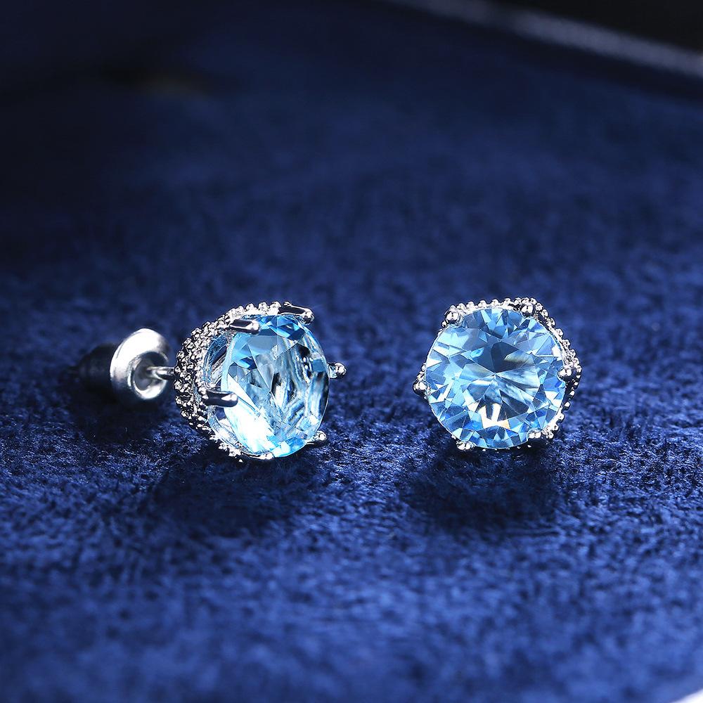 Recommend A Pair of Earrings. Stylish Synthetic Zircon Earrings Are Perfect for Everyday Wear