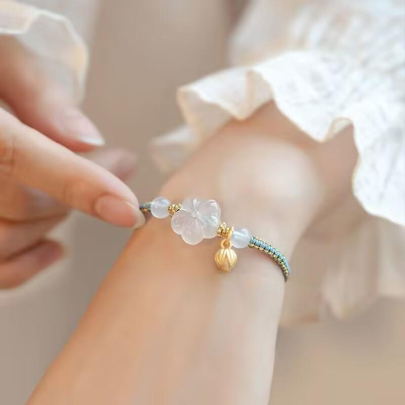 Chinese Retro Plum Blossom Adjustable Bracelet for Women – Woven Hand Rope Gift for Couples