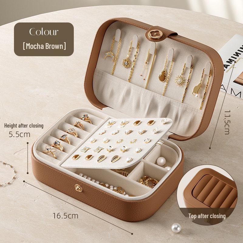 Pre-Owned Portable Jewelry Box: Spacious, Elegant Storage for Necklaces, Rings, and Earrings