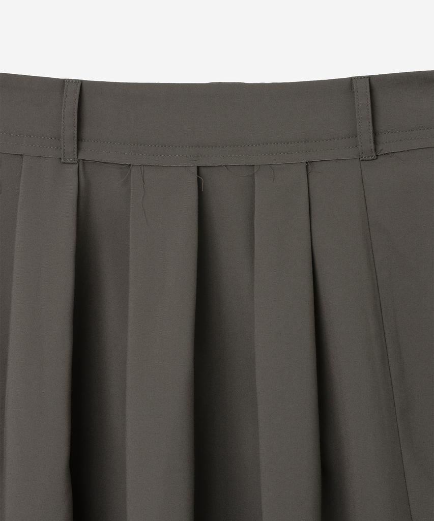 Milo Woman Cutoff Pleated Skirt 2 [Charcoal]