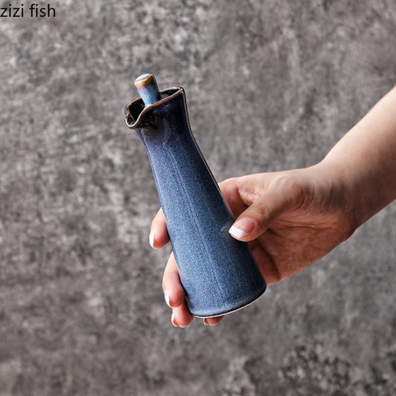 Ceramic Seasoning Bottle Oil Pot Oil Bottle Soy Sauce Pot Kitchen Supplies Spice Jar Vinegar Pot Seasoning Box Spice Tools
