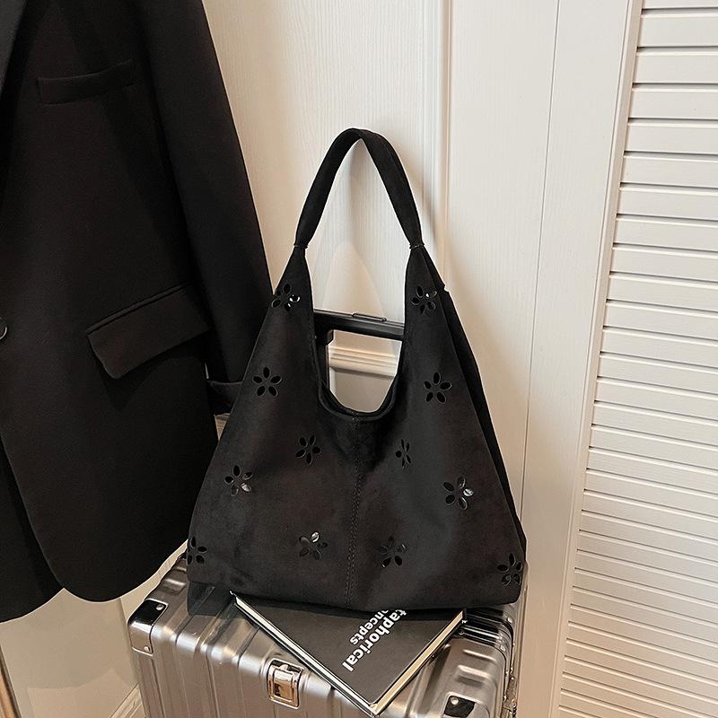 Large Capacity Retro Women's Bag Autumn and Winter Suede Shoulder Bag Texture Commuter Tote Bag