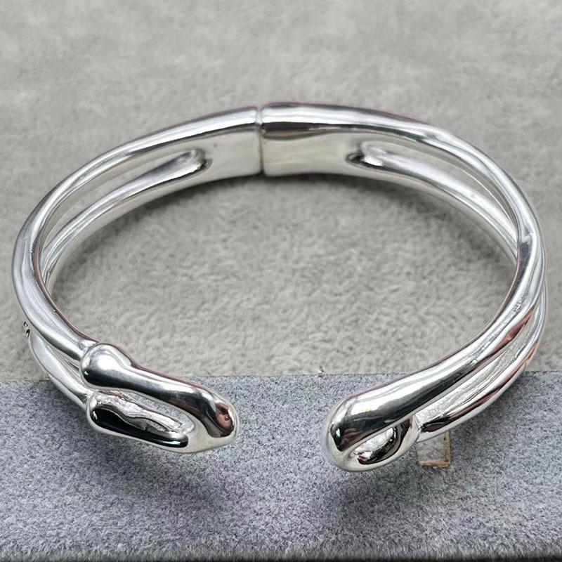 UNOde50 Exquisite Women s Romantic Bracelet - 2024 Collection