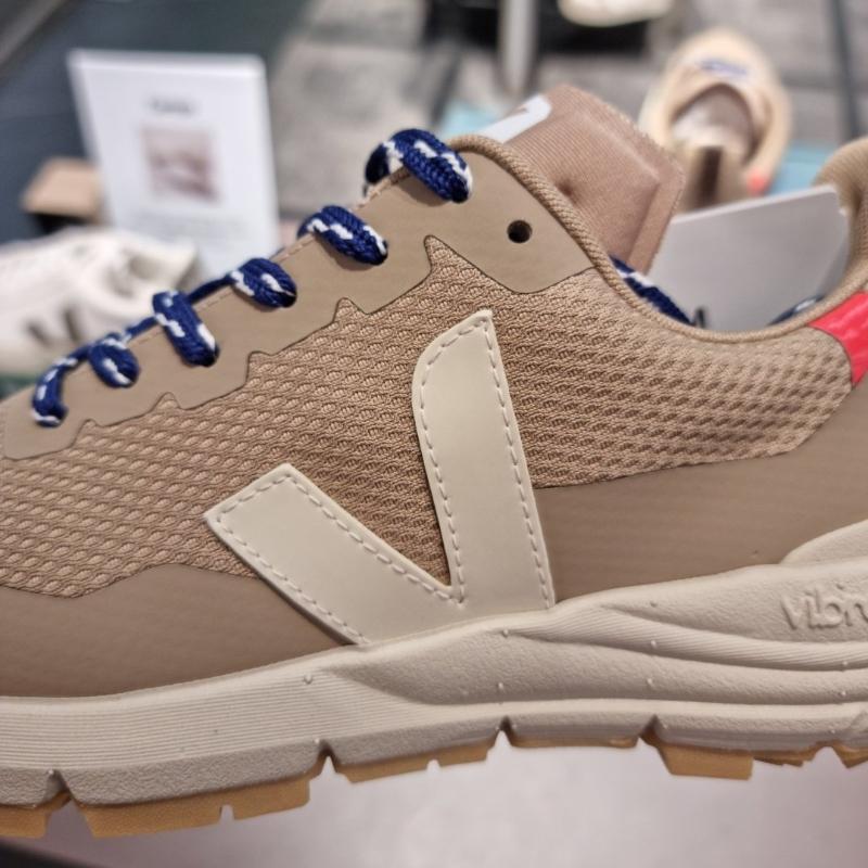 Veja Unisex Trekking Shoes Svju223dc18 168