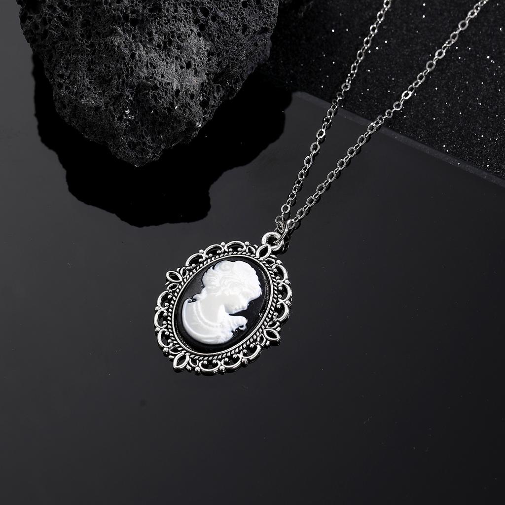 Timeless Silver Color Cameo Pendant Necklace Elegant Oval Unique Pattern Mysterious Necklace For Women Sophisticated Jewelry