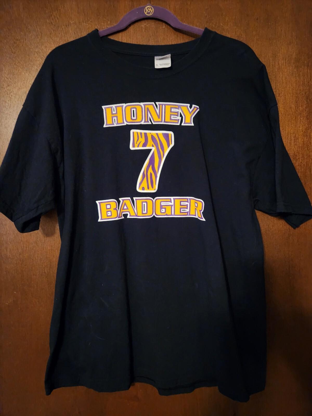 TYRANN MATHIEU HONEY BADGER LSU, NEW ORLEANS SAINTS SIZE XL Unisex T-Shirt XXXXL