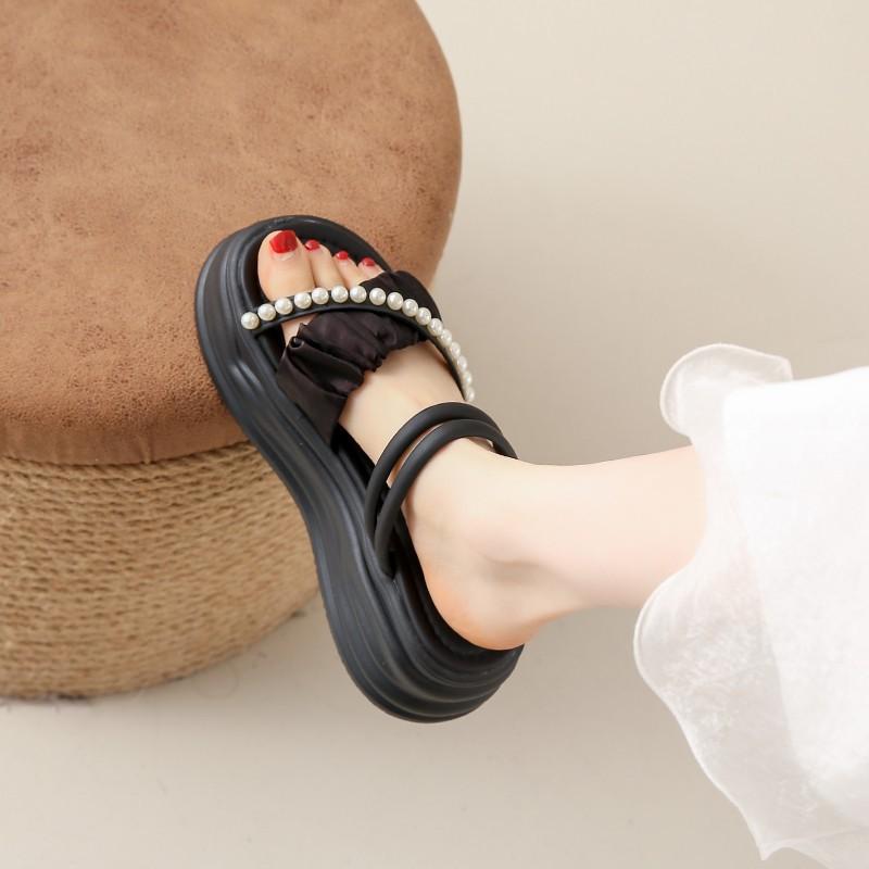 Sandale cu Talpă Groasă Împodobite cu Perle, cu Înălțime Mărită - Stil Confortabil, Versatil și la Modă pentru Femei, Rezistente la Uzură și Antiderapante