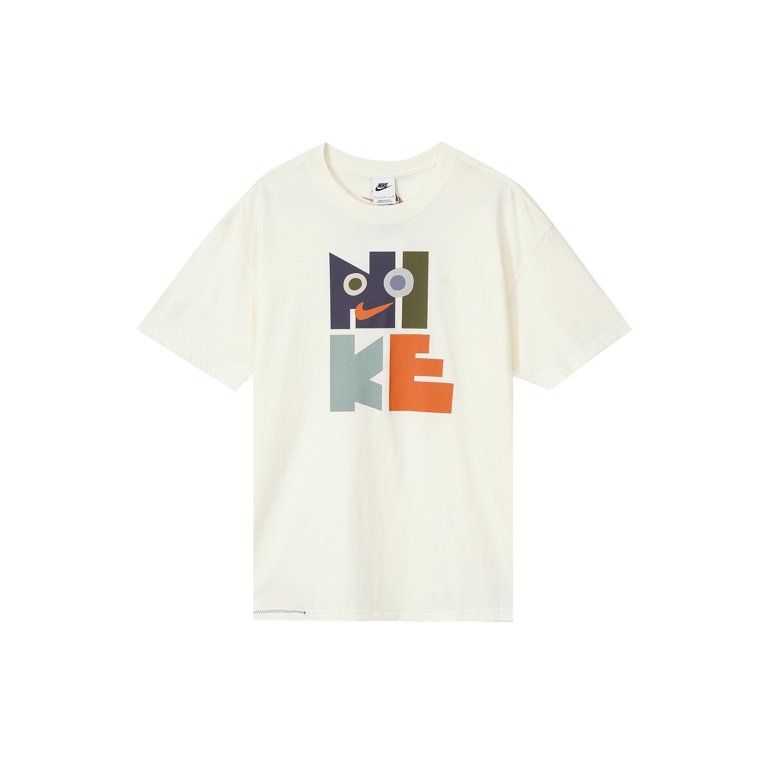 Nike AS Men s Sportswear Nike Sportswear GRAPHIC Tee LSE FIT Sail DR7835-133 L