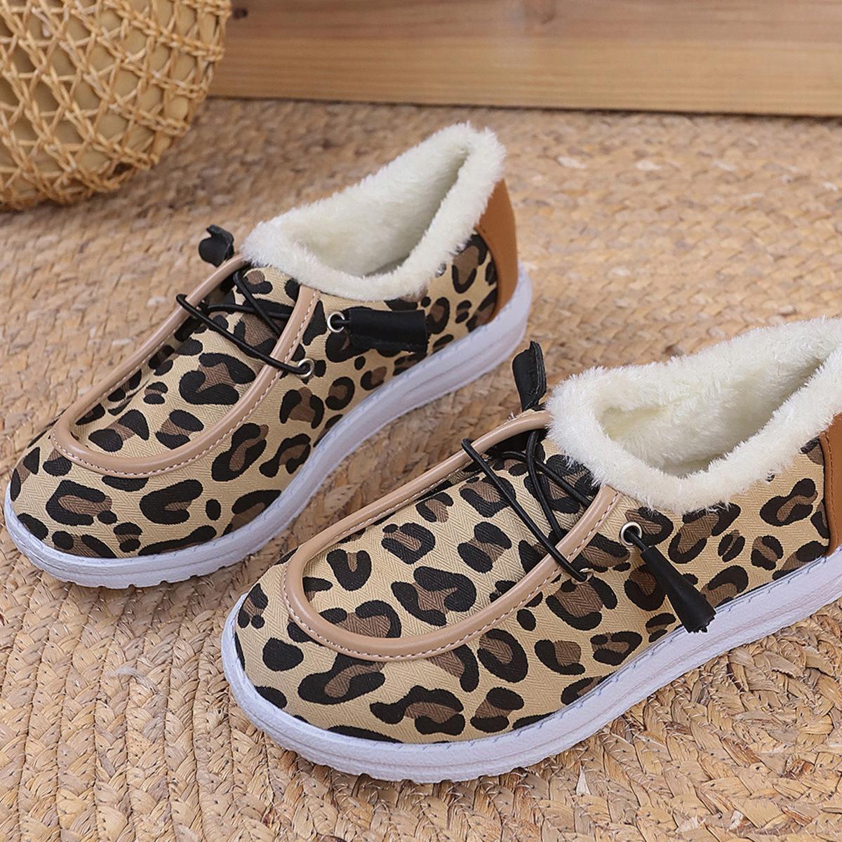 

Winter new platform snow boots piled and thickened fluff warm large size sewn cotton shoes 43