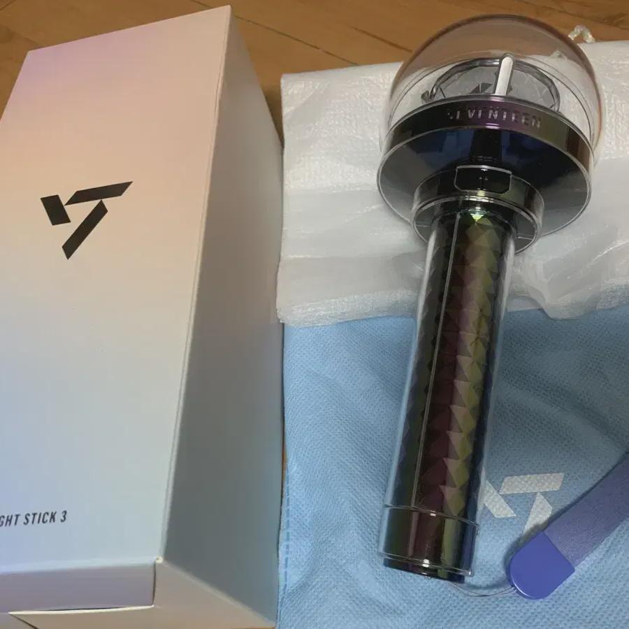 

Carat Bong New Neurat Bong