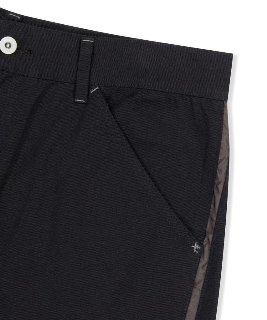YESEYESEE Paneled Chino Pants Black