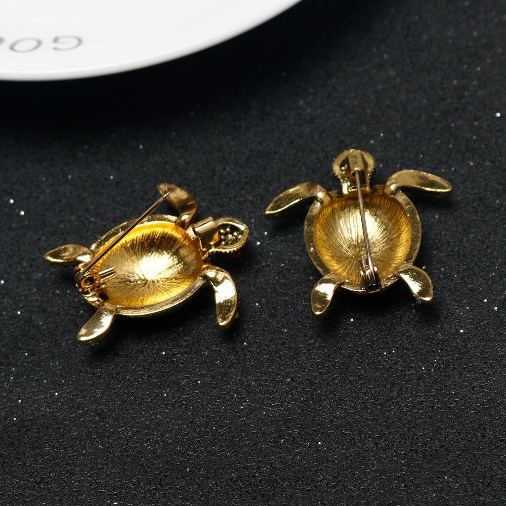 Creative Cute Lifelike Zircon Inlay Drip Glaze Little Turtle Brooches for Women Men Cartoon Animal Pin Clothes Accessory Jewelry