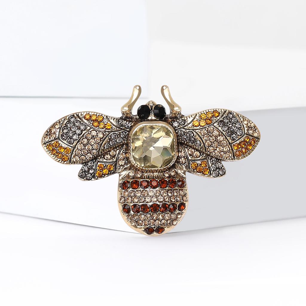 Fashion Rhinestone Bee Brooches for Women Unisex Insect Pins Keychain Event Party New Year Gifts Jewelry Decoration Accessories